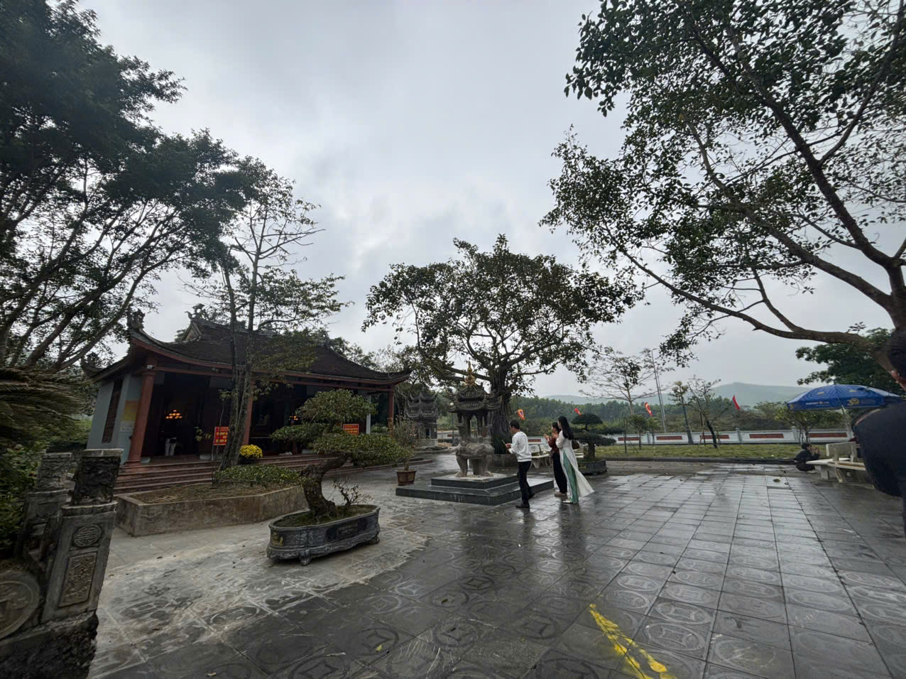 Du xuân giữa miền đất cổ đền Làng Vạc xứ Nghệ