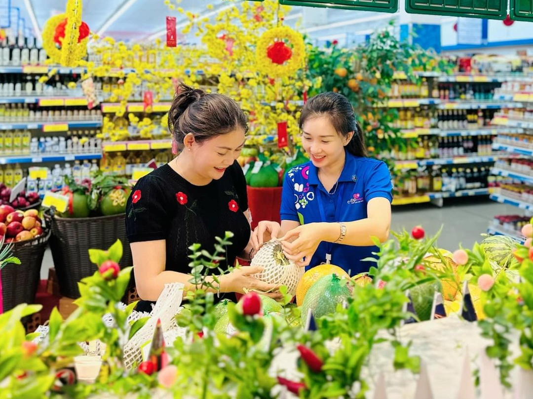 Mùng 4 Tết thị trường ổn định, sức mua dần trở lại nhịp thường