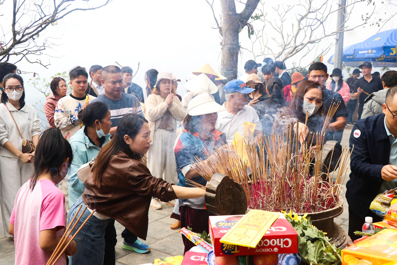 Hà Tĩnh đón hơn 210 nghìn lượt du khách trong dịp Tết