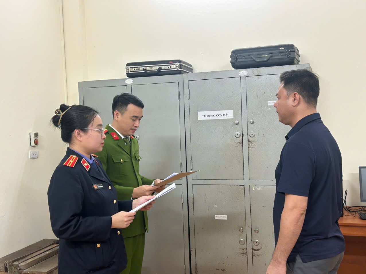 Hà Tĩnh khởi tố đối tượng chặn xe ô tô trong ngõ nhỏ ngày mùng 2 Tết