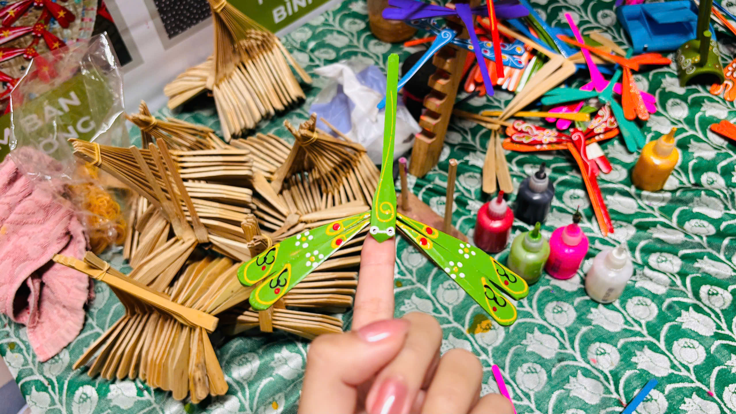 Chuồn chuồn tre Thạch Xá: Bay xa trên ‘đôi cánh’ làng nghề