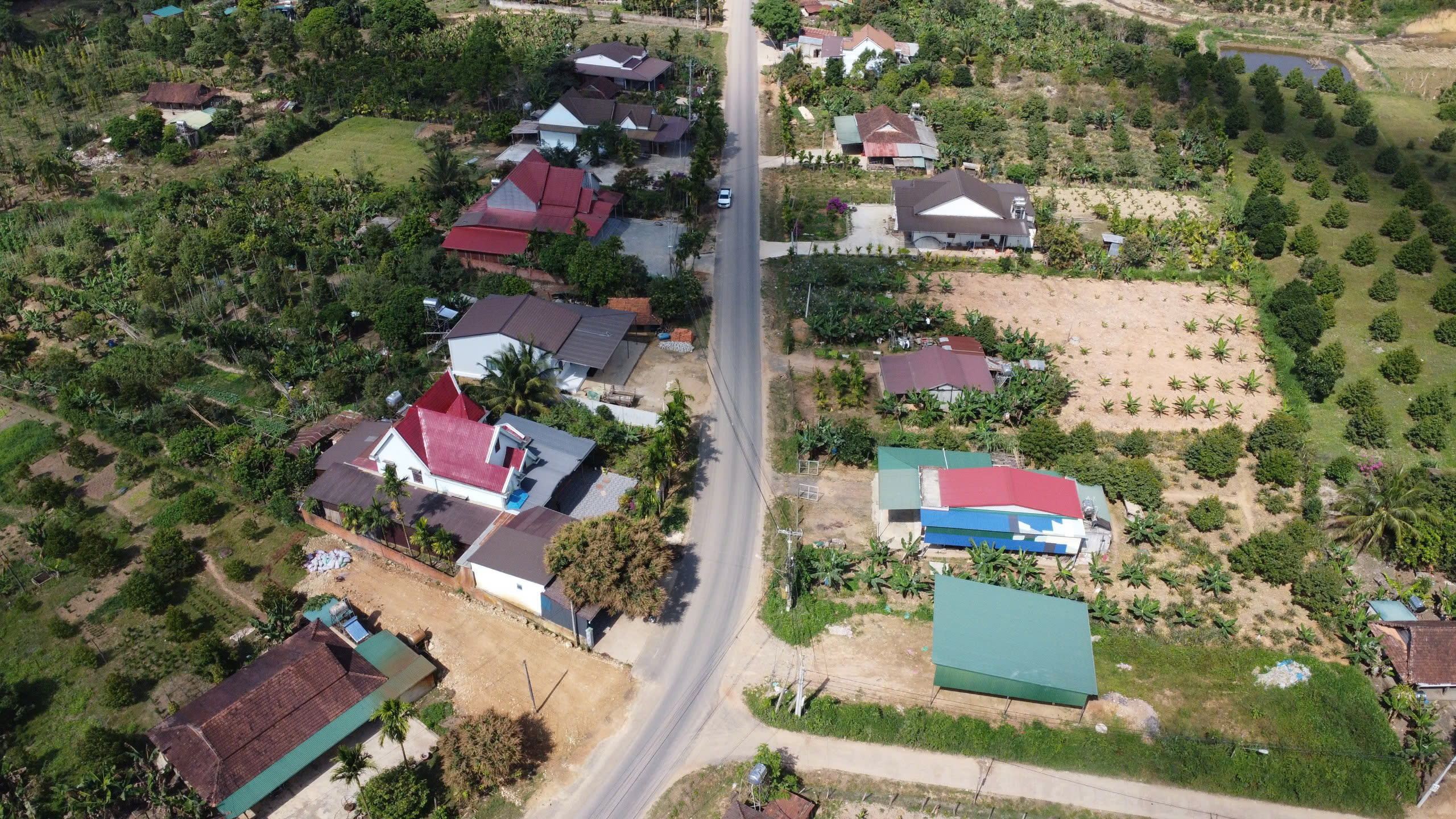 Phố trong làng giữa đại ngàn Tây Nguyên