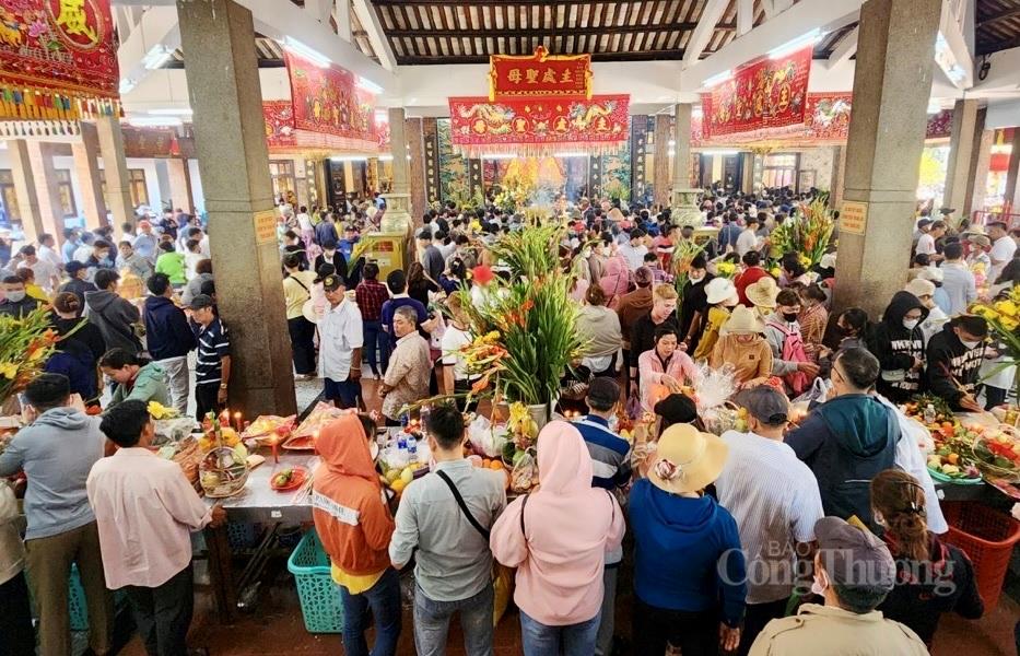 Miếu Bà Chúa Xứ:  Đánh thức tiềm năng du lịch sinh thái