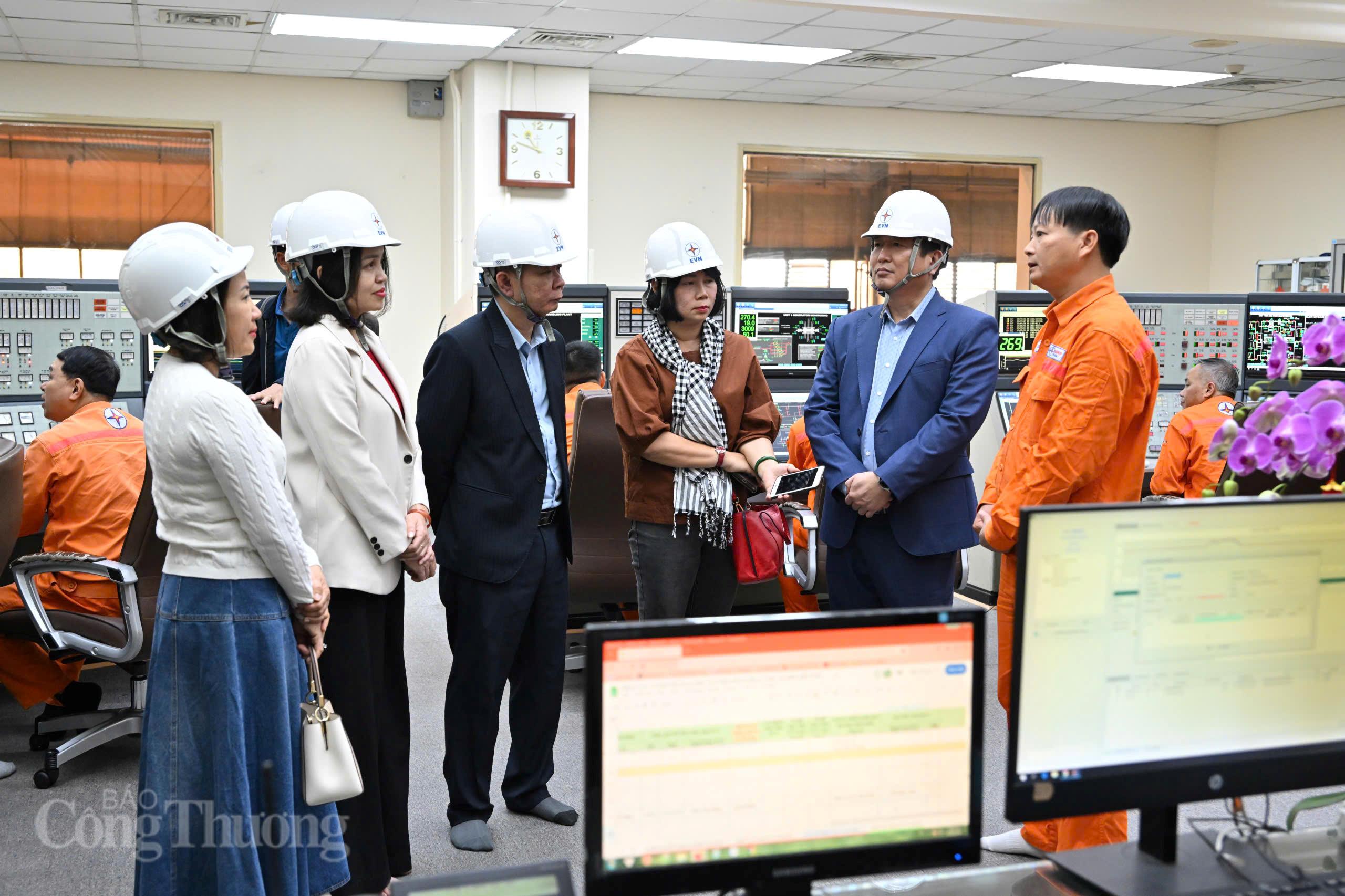 Báo Công Thương sinh hoạt chuyên đề tại Hải Phòng và Quảng Ninh