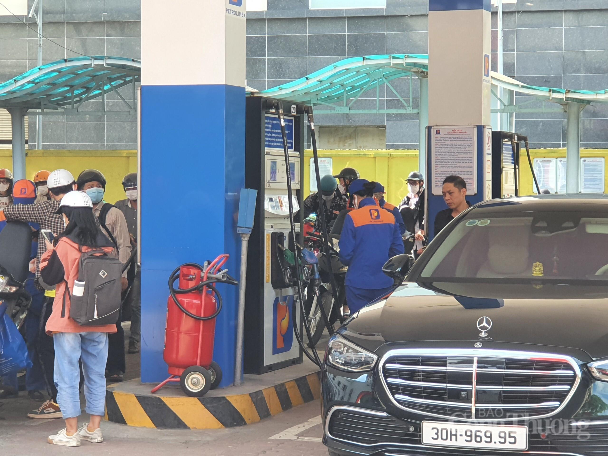 Tây Ninh: Tăng cường giám sát thị trường xăng dầu trước biến động thị trường