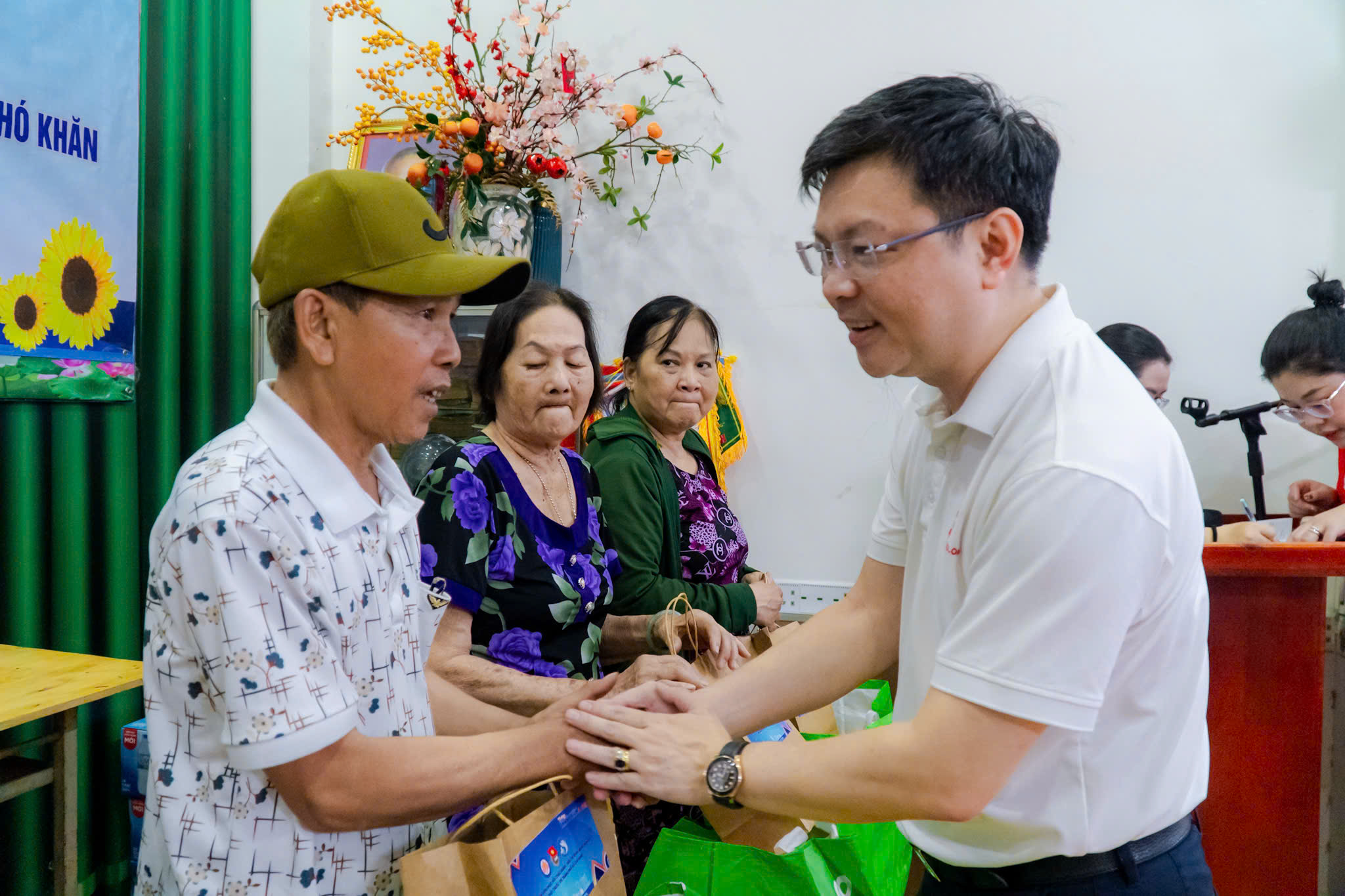 Lãnh đạo Saigon Co.op cam kết thúc đẩy chuỗi cung ứng hàng Việt