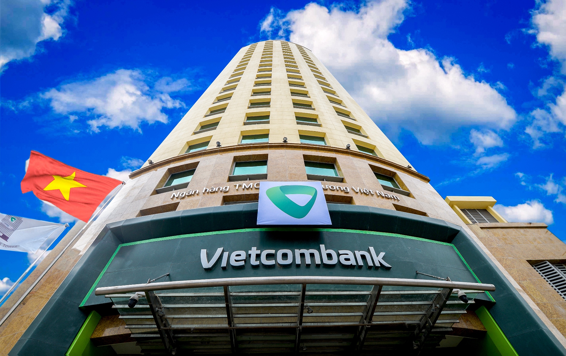 Vietcombank áp dụng phương pháp tiêu chuẩn theo Thông tư 14/2025