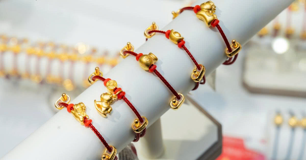 Giá vàng hôm nay (19/3): Mất mốc 5.000 USD