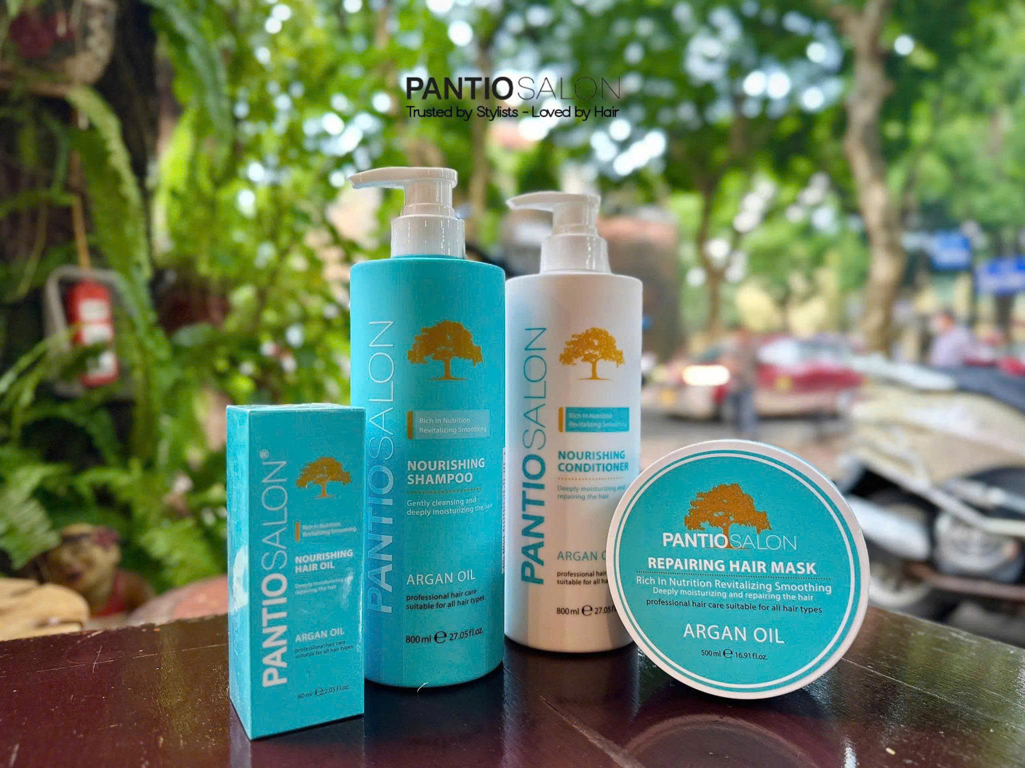 Bộ sản phẩm PANTIOSALON đánh dấu bước mở rộng sang lĩnh vực chăm sóc cá nhân của doanh nhân Phạm Tùng và Công ty Cổ phần Kiến trúc & Nội thất ECOCASA. Ảnh: Báo Công Thương