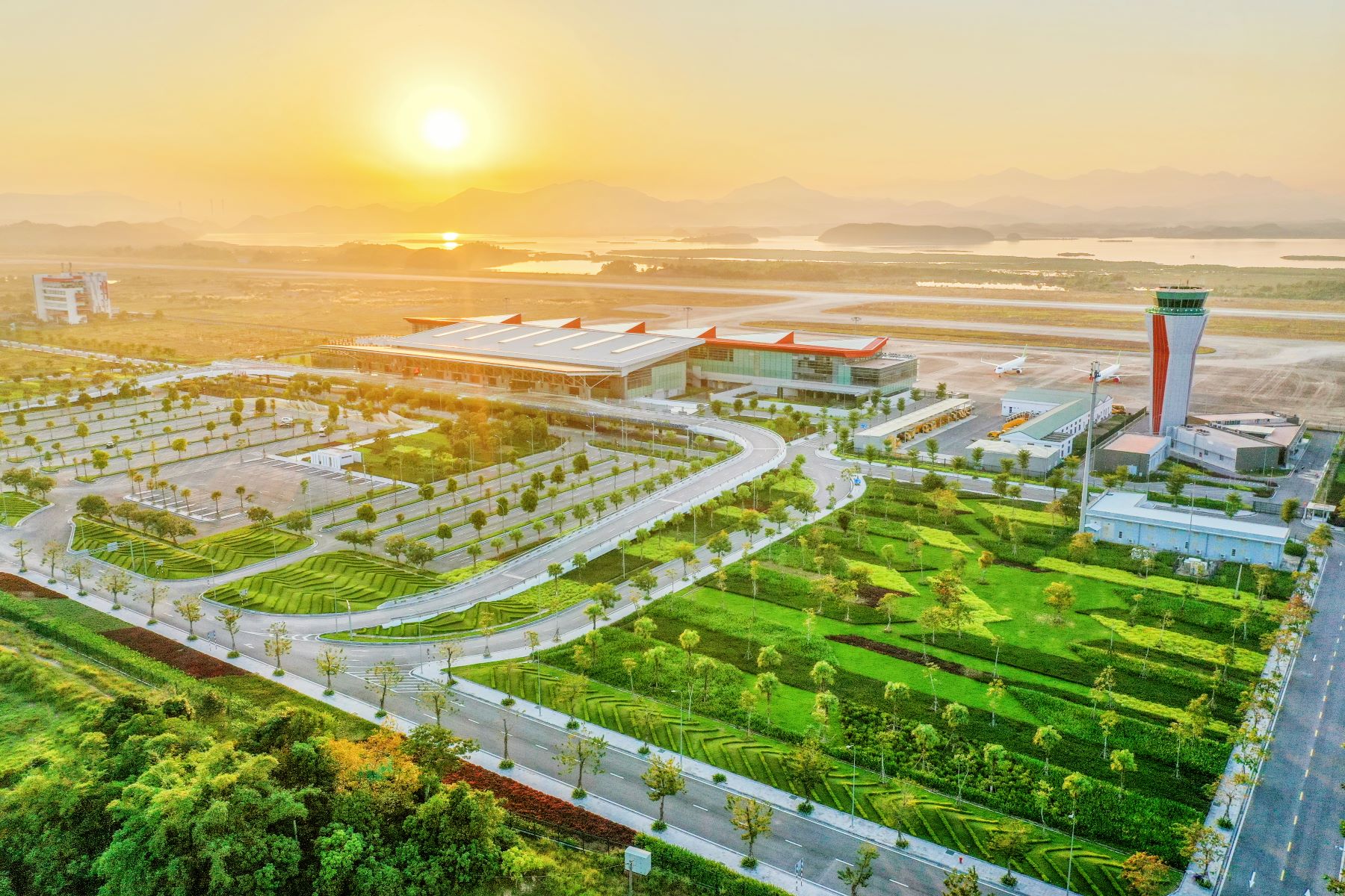 Ai đứng sau loạt dự án giao thông nghìn tỷ khắp Việt Nam?