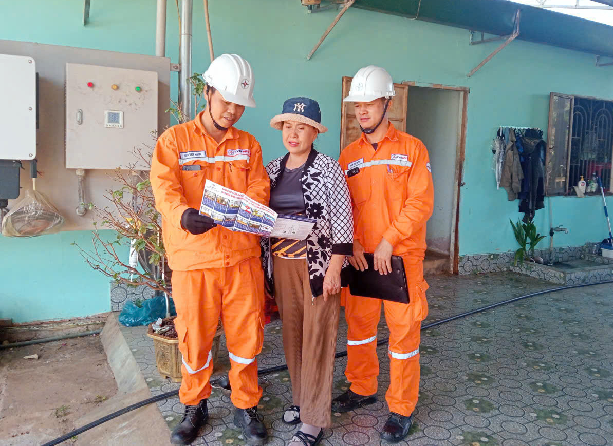 Phó Tổng giám đốc EVNSPC chia sẻ bí quyết tiết kiệm điện mùa nắng nóng