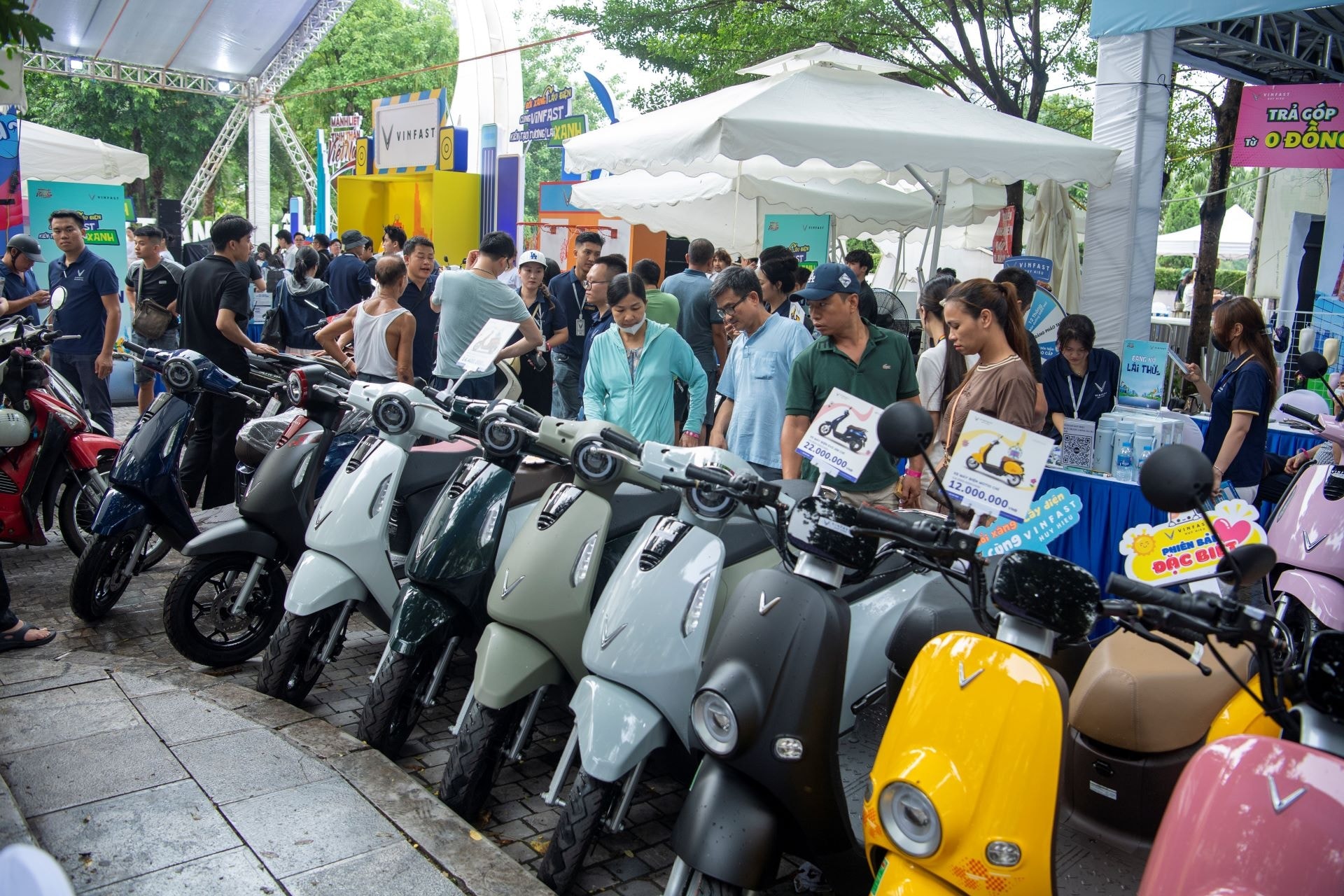 Tăng tốc tiết kiệm năng lượng, mở lối phát triển giao thông điện