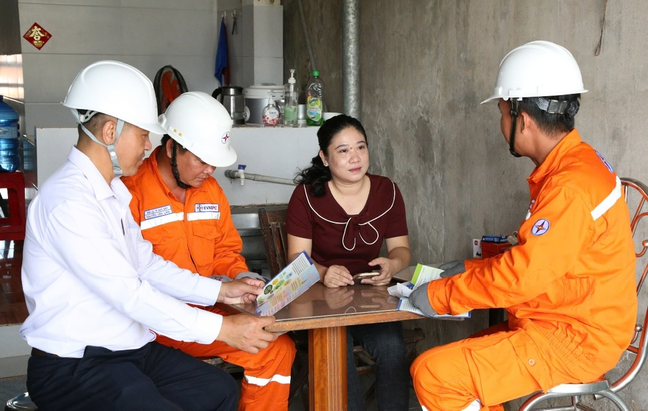 Cần Thơ: Chủ động tiết kiệm điện mùa nắng nóng, giảm áp lực hệ thống 