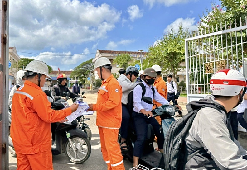 Gia Lai ưu tiên sử dụng điện an toàn, tiết kiệm mùa nắng nóng