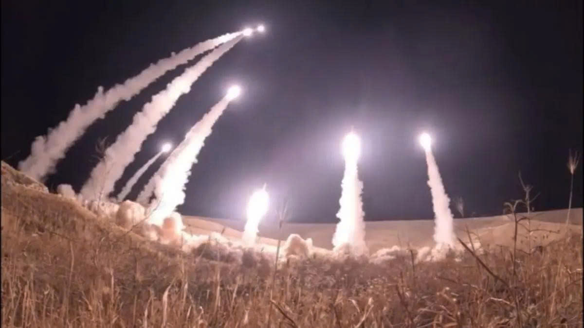 Chiến sự Trung Đông tối 7/4: Iran hạ F-15 Mỹ bằng tên lửa vác vai