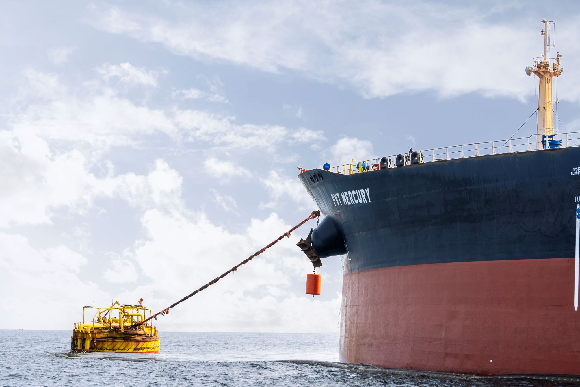 Vượt công suất, Lọc dầu Dung Quất phát huy ‘van điều tiết’ bảo đảm nguồn cung xăng dầu