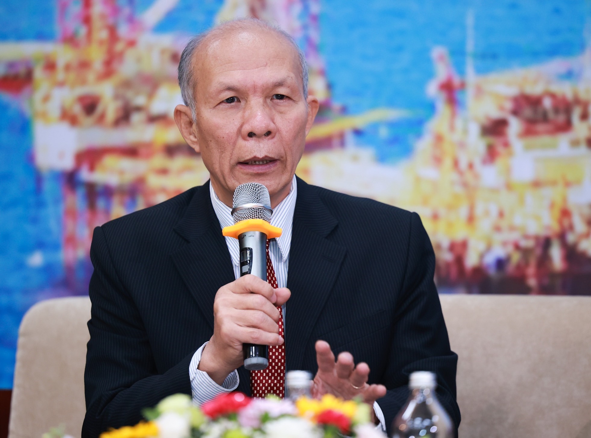 Chuyên gia nhấn mạnh tầm quan trọng của lưu trữ năng lượng 