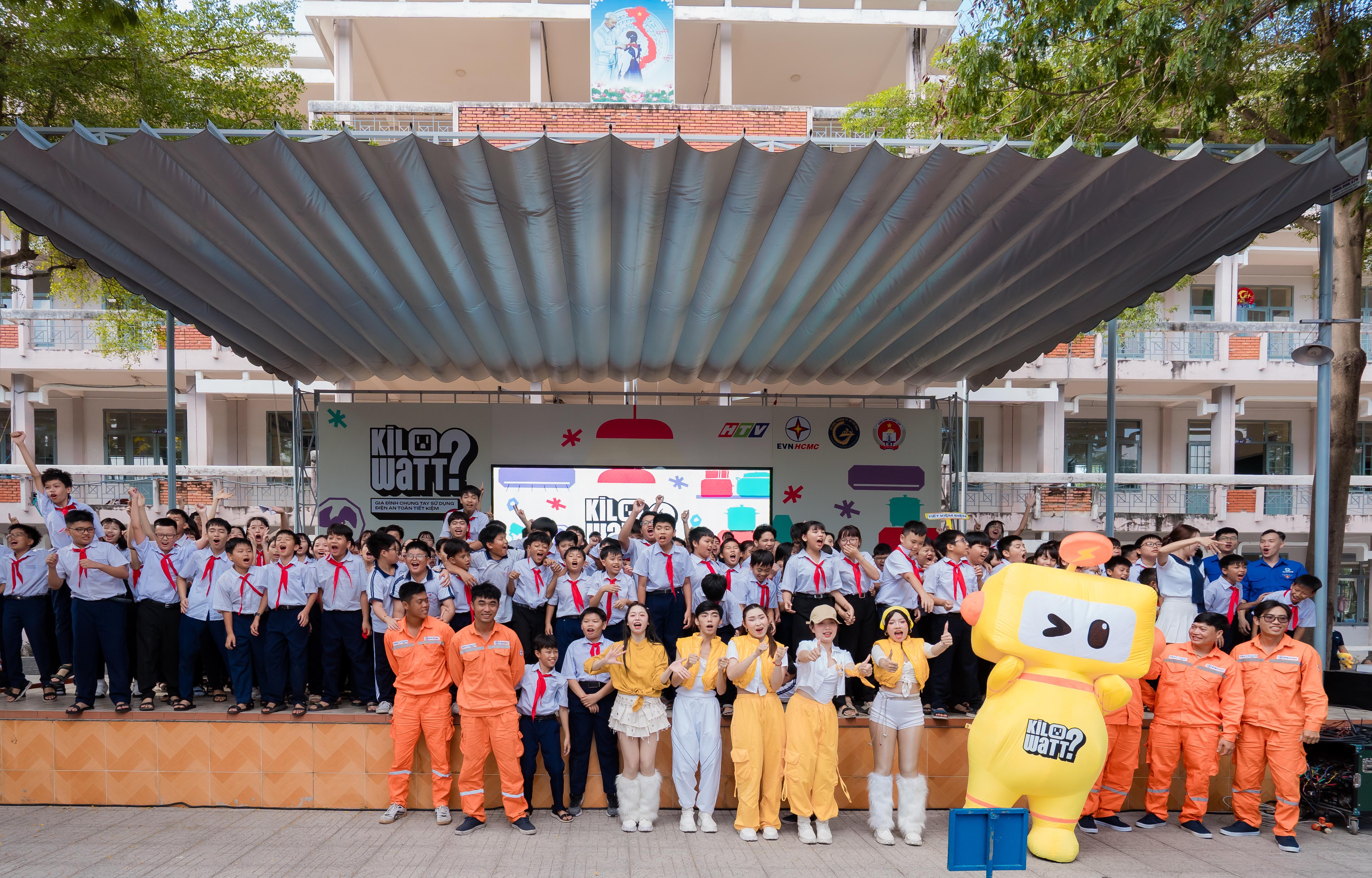 TP. Hồ Chí Minh: Tiêu thụ điện tăng cao, ngành điện xây dựng nhiều kịch bản vận hành