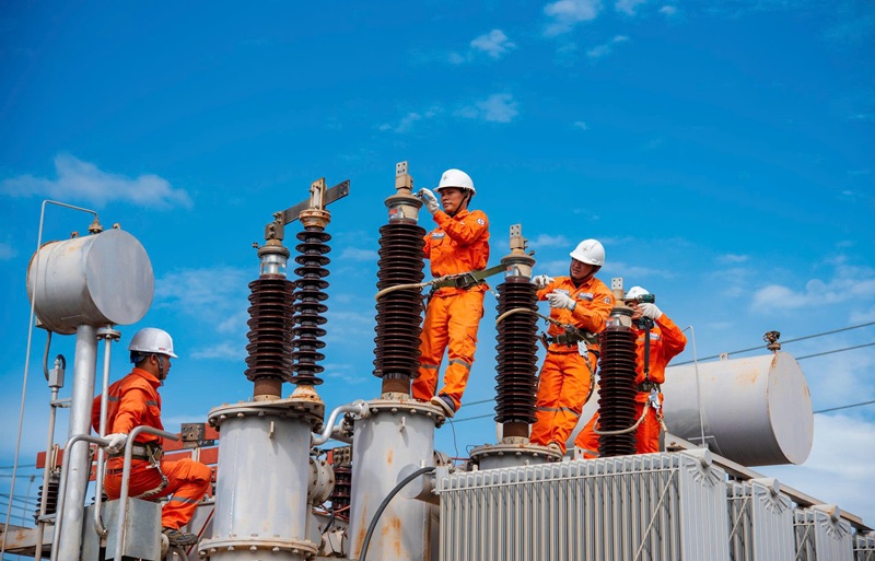 PC Đắk Lắk kêu gọi sử dụng điện tiết kiệm, chống quá tải mùa nắng nóng