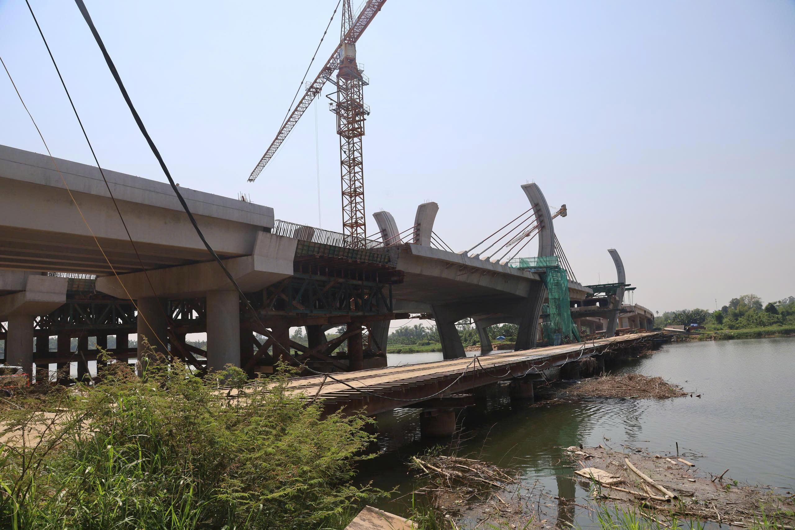 Quảng Ngãi: Tháo gỡ vướng mắc tại các công trình giao thông trọng điểm