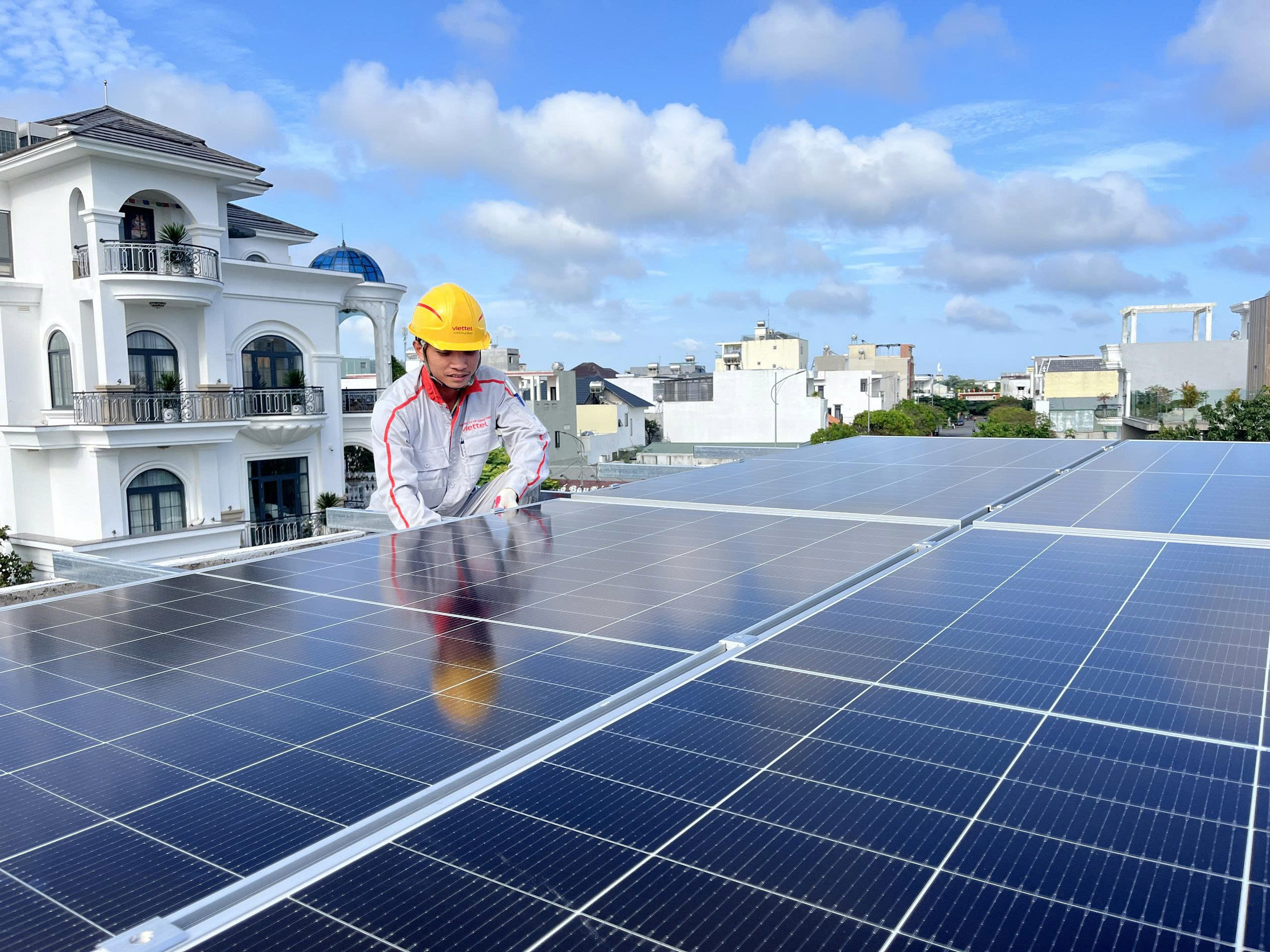 Cơ hội lớn để điện mặt trời mái nhà phủ rộng