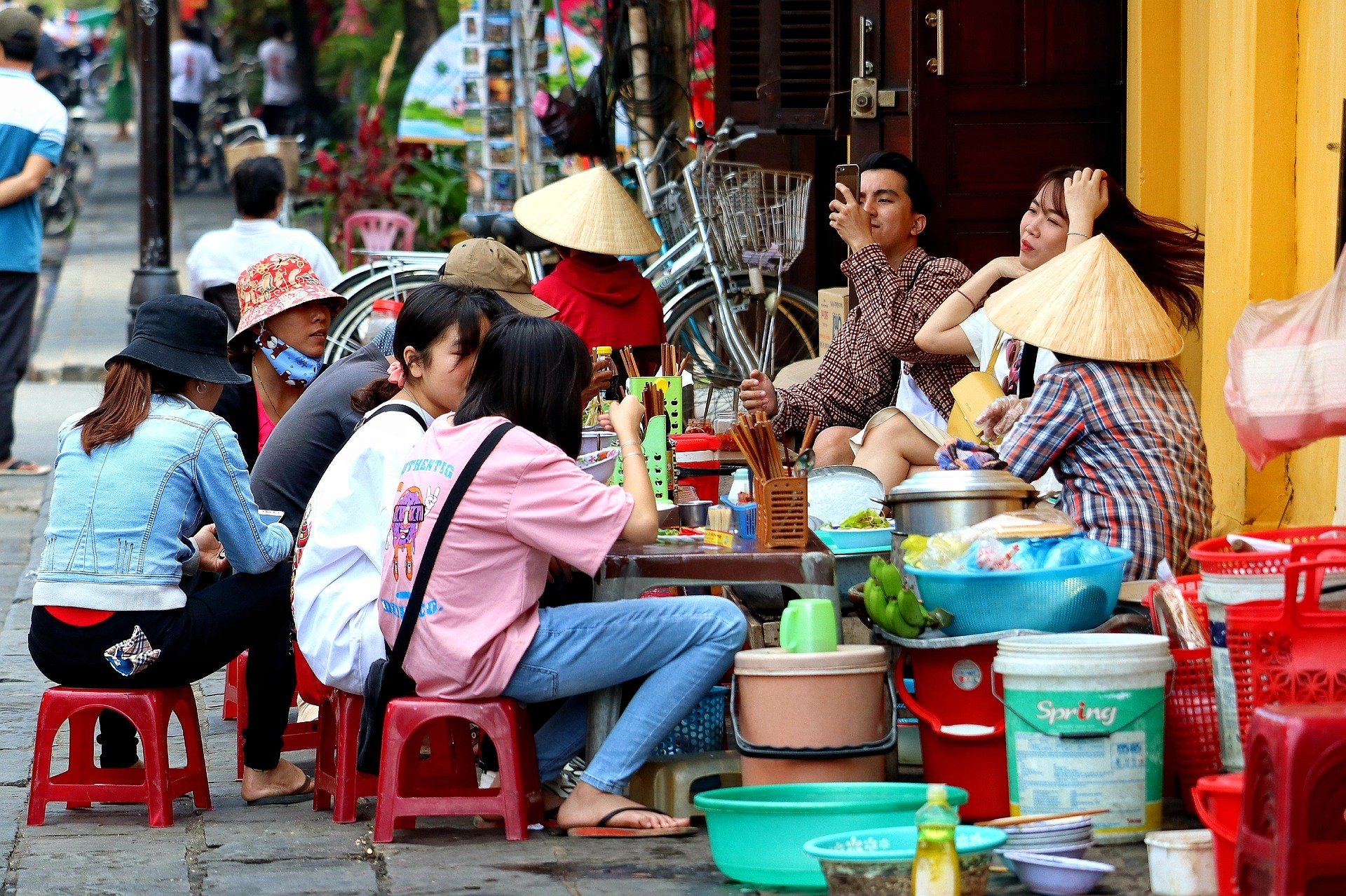 Hành động vì an toàn thực phẩm: Trách nhiệm quản lý và ý thức cộng đồng