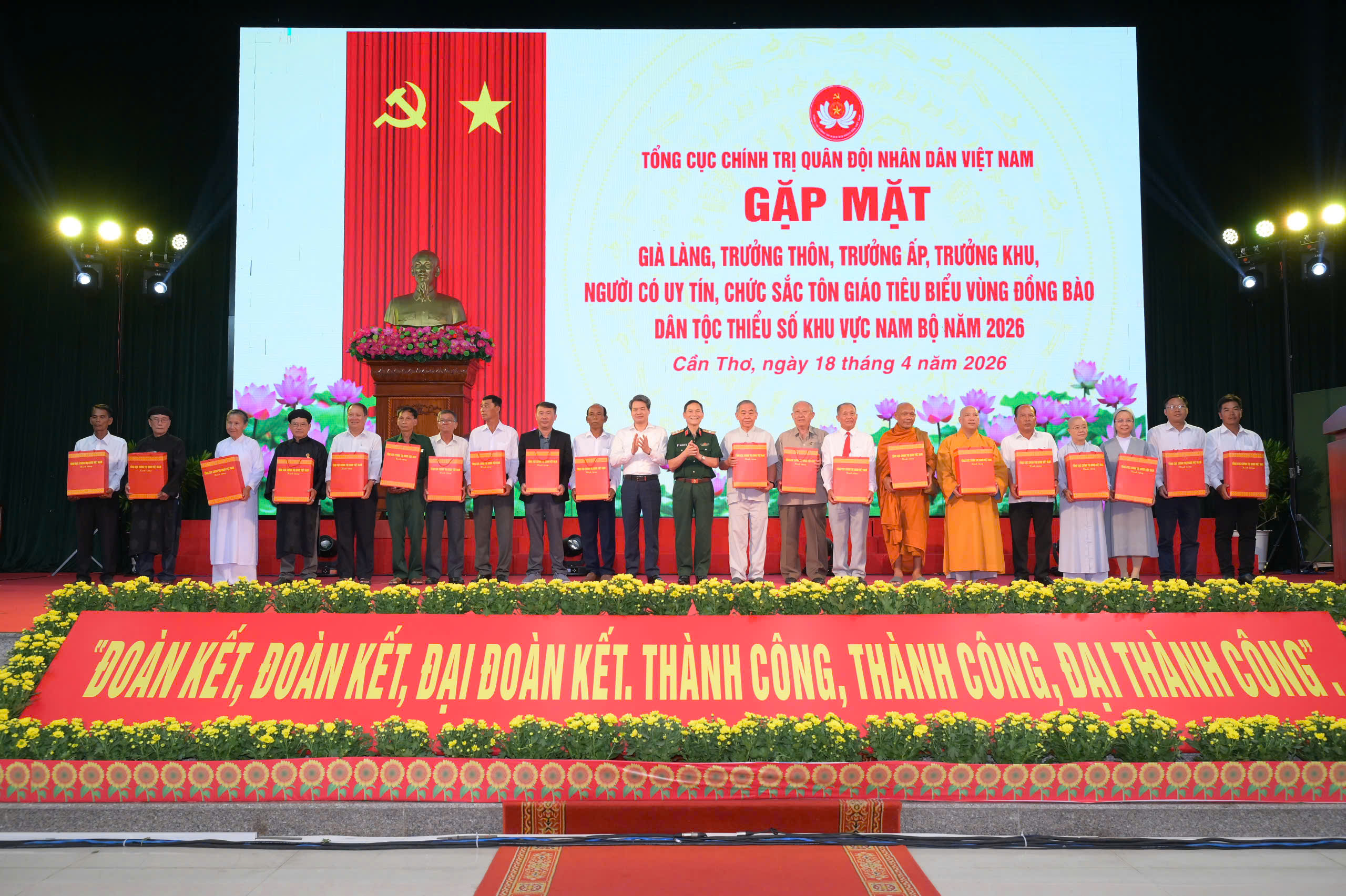 Gặp mặt người uy tín vùng dân tộc thiểu số Nam Bộ năm 2026