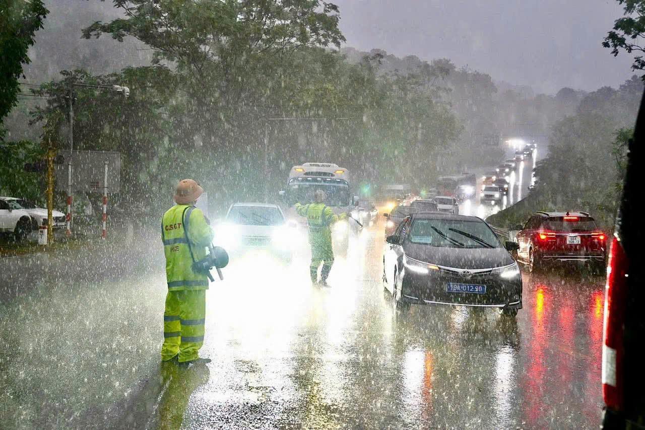 Chủ động phương án bảo đảm an toàn giao thông phục vụ Lễ hội Đền Hùng