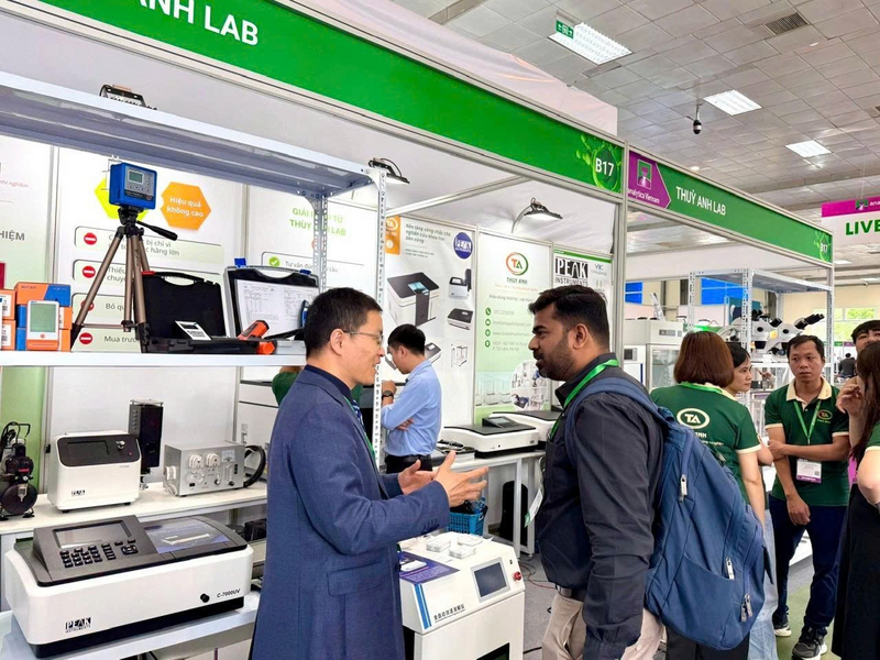 Doanh nghiệp Việt 'đổi vai' trong triển khai công nghệ