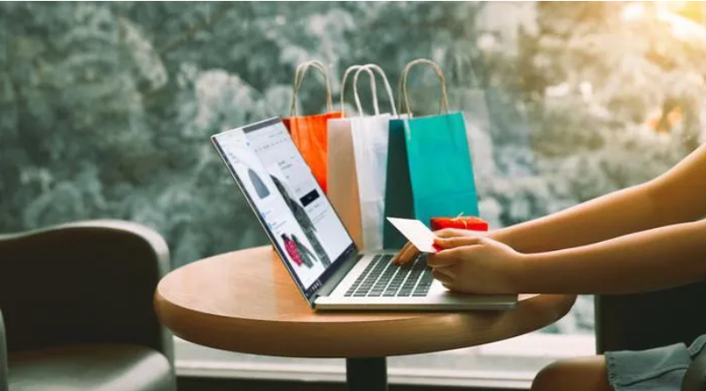 Người Việt chi hơn 1.600 tỷ đồng/ngày trên 4 sàn thương mại điện tử