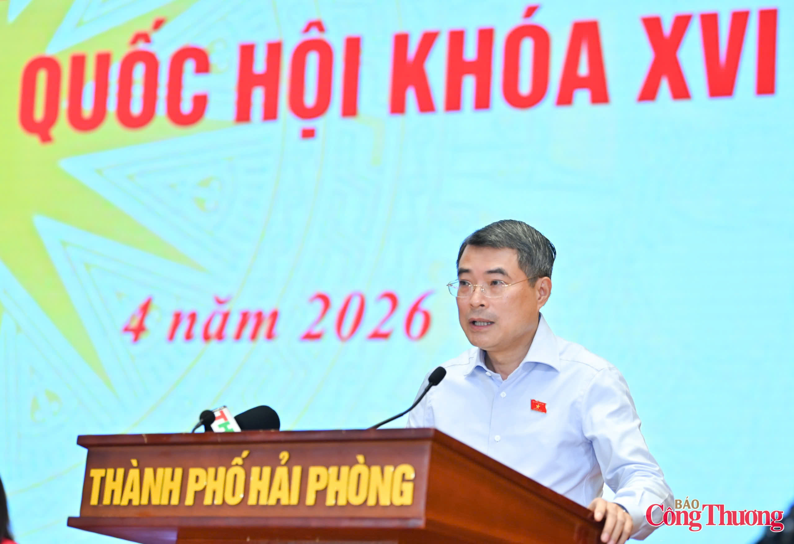 Thủ tướng Lê Minh Hưng phát biểu tại hội nghị. Ảnh: Nam Nguyễn