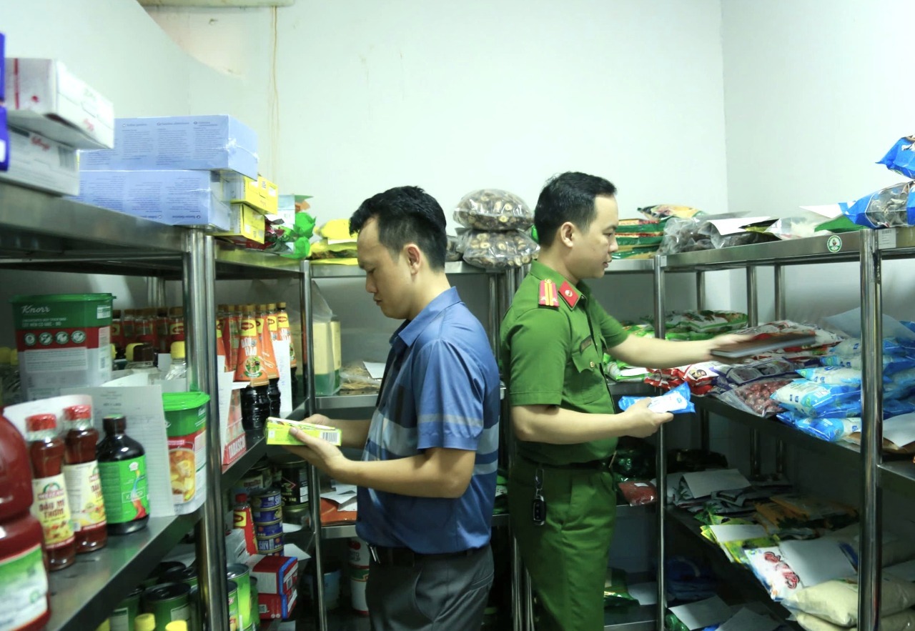 Nghệ An: 3 cơ sở vi phạm ATTP, dự kiến xử phạt 61 triệu đồng
