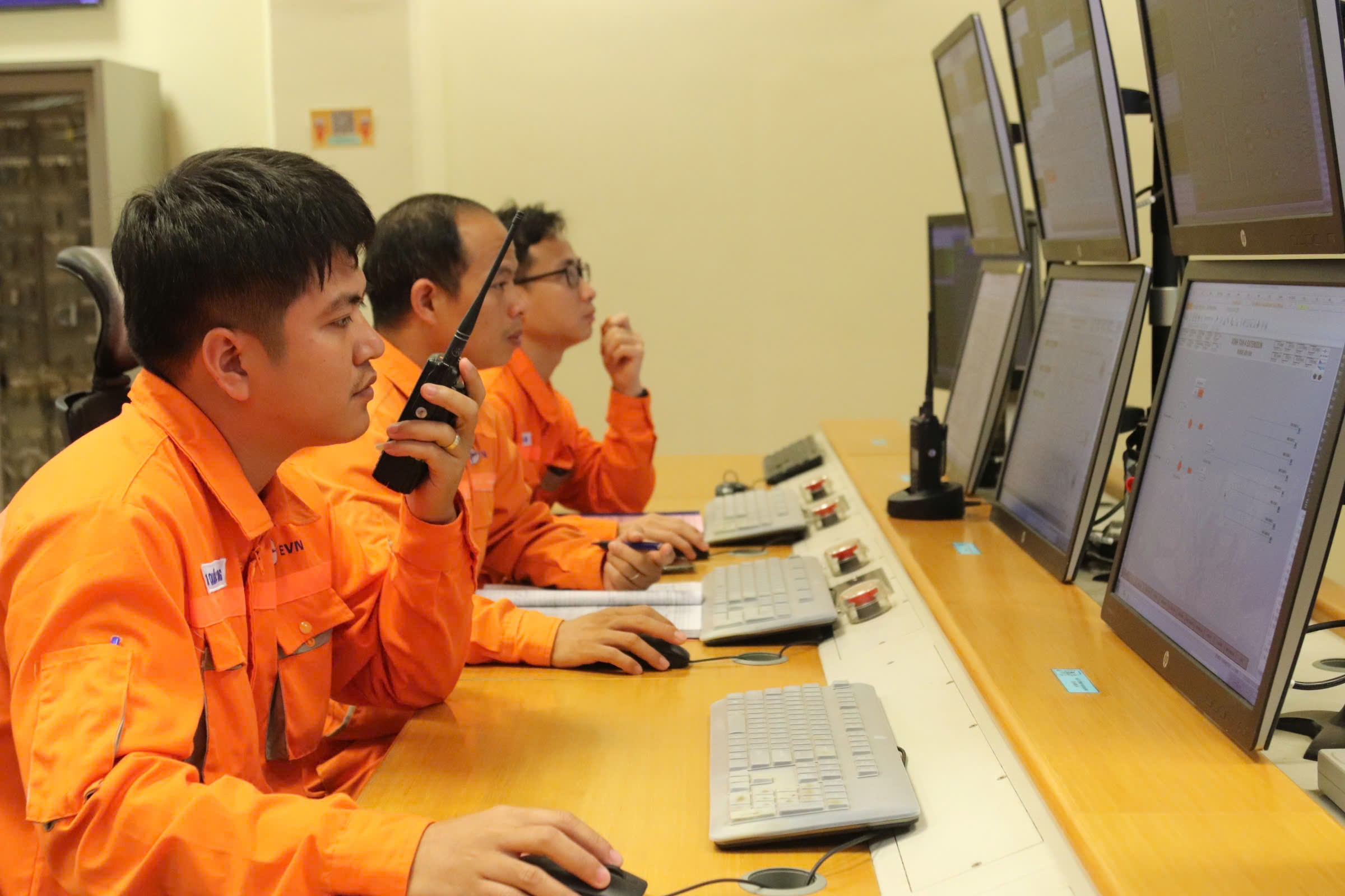 Tiếp tục 'giải mã' bài toán môi trường xanh tại Nhiệt điện Vĩnh Tân 4