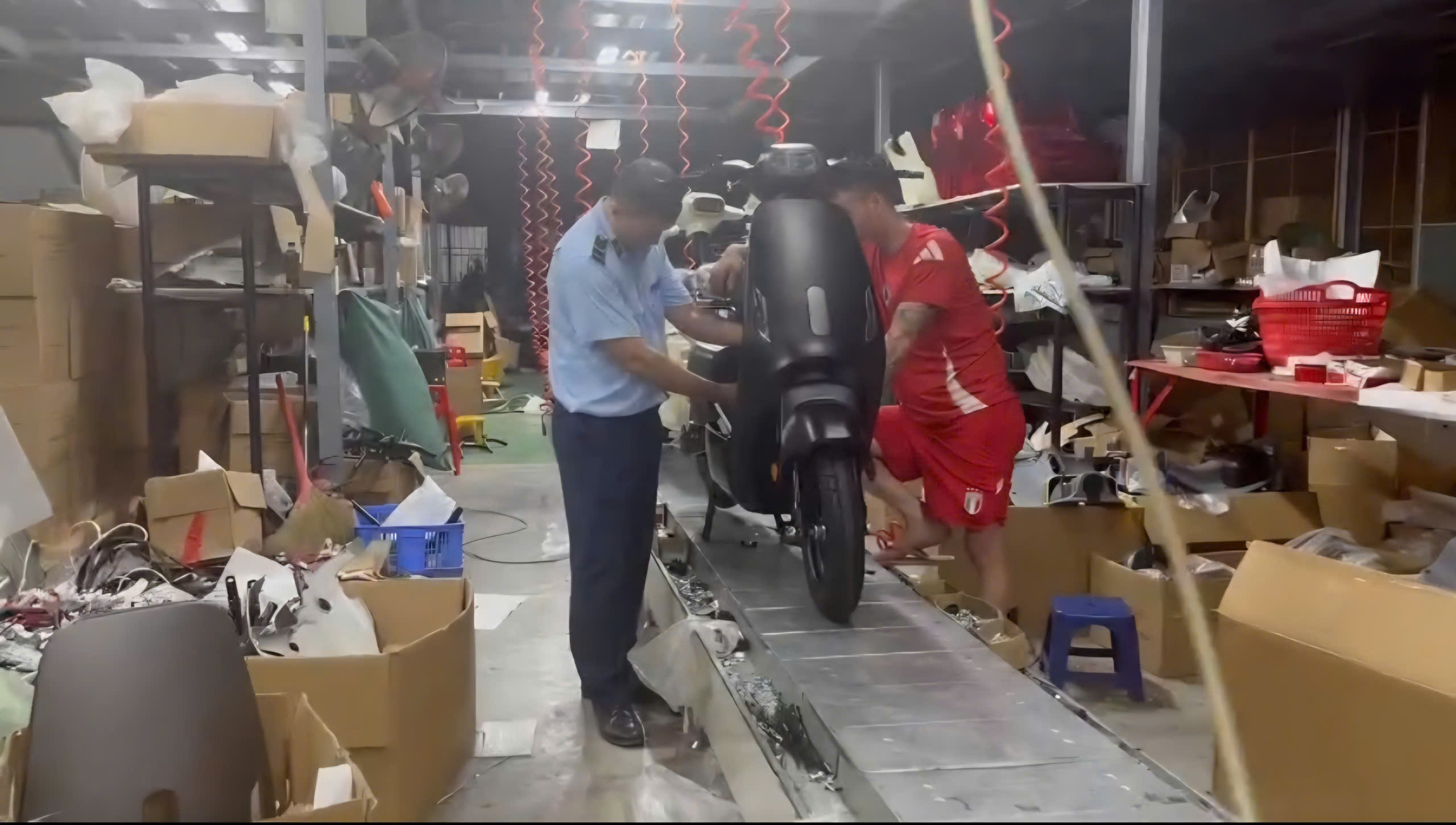 Hà Nội: Mở rộng kiểm tra, phát hiện thêm 91 xe đạp điện 'độ' công suất