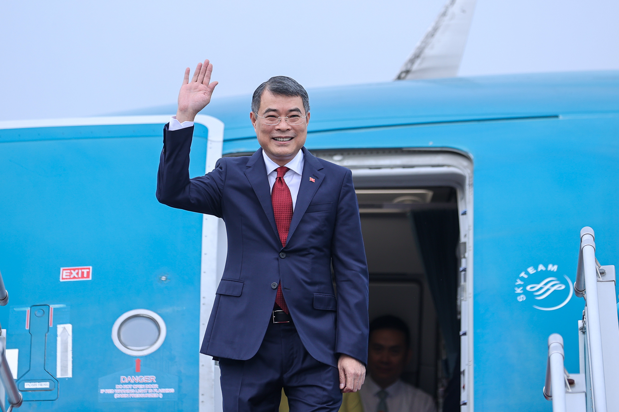 Thủ tướng Chính phủ Lê Minh Hưng lên đường dự Hội nghị Cấp cao ASEAN - Ảnh: VGP/Nhật Bắc