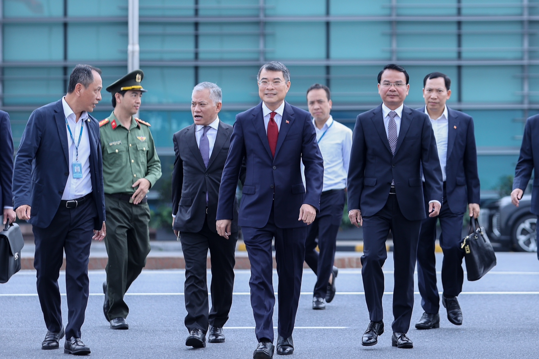 Thủ tướng Chính phủ Lê Minh Hưng lên đường dự Hội nghị Cấp cao ASEAN - Ảnh: VGP/Nhật Bắc