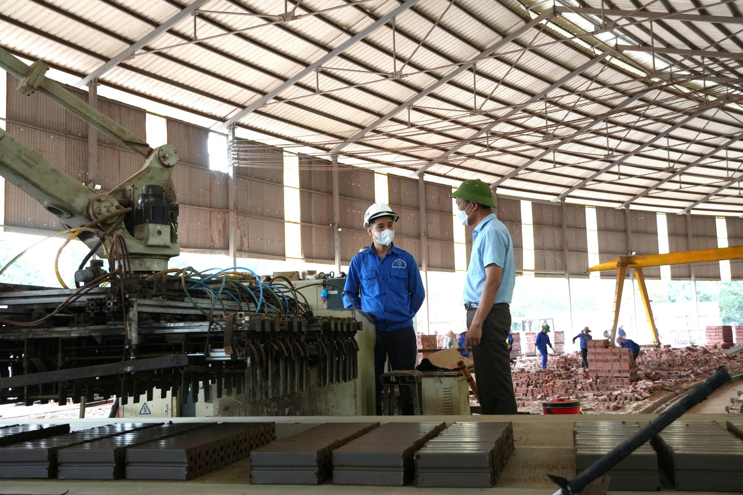 Lào Cai đồng bộ giải pháp bảo đảm cung cấp điện mùa nắng nóng