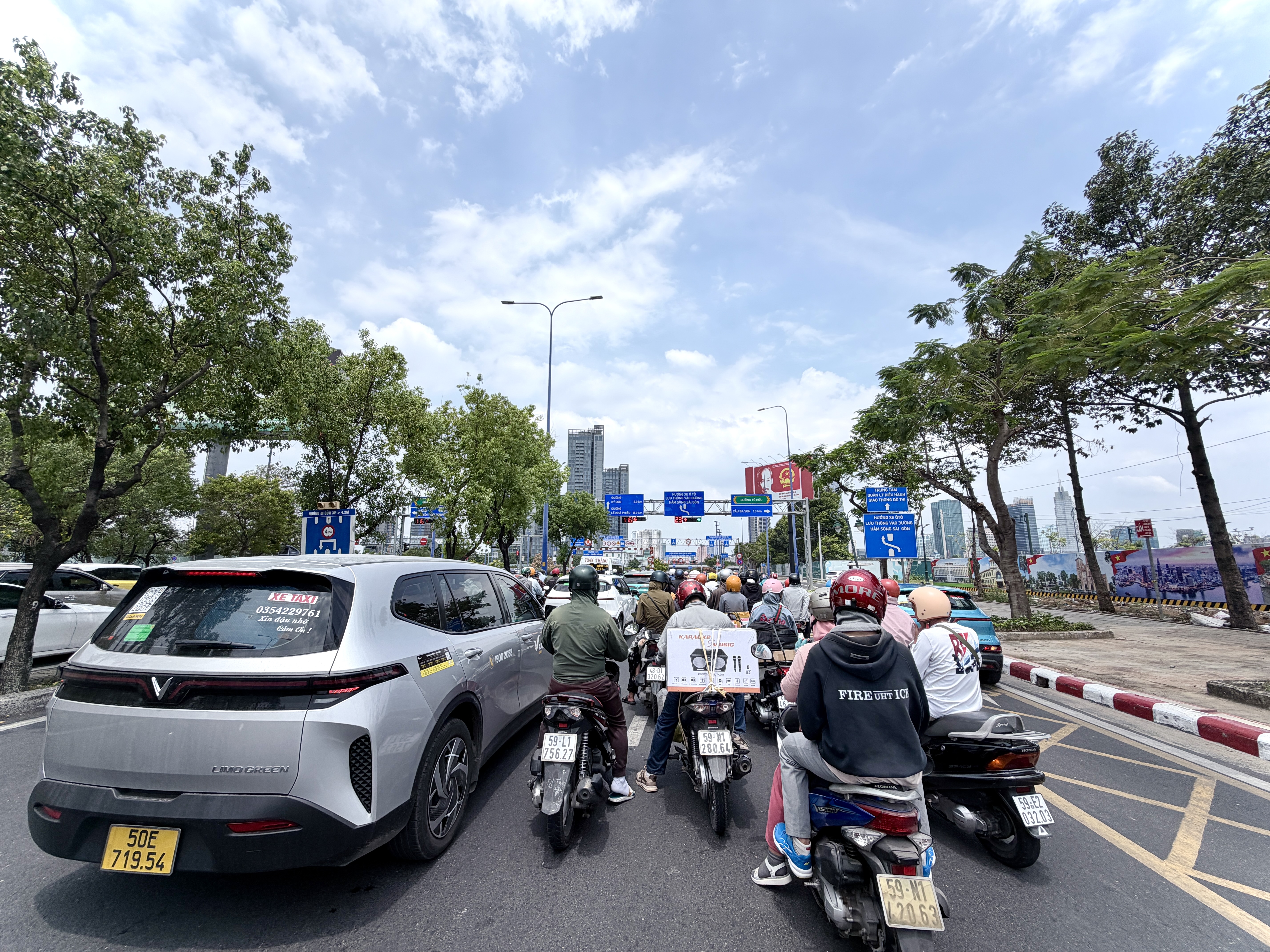 Dự báo thời tiết TP. Hồ Chí Minh 11/5: Có nơi nóng trên 37 độ C