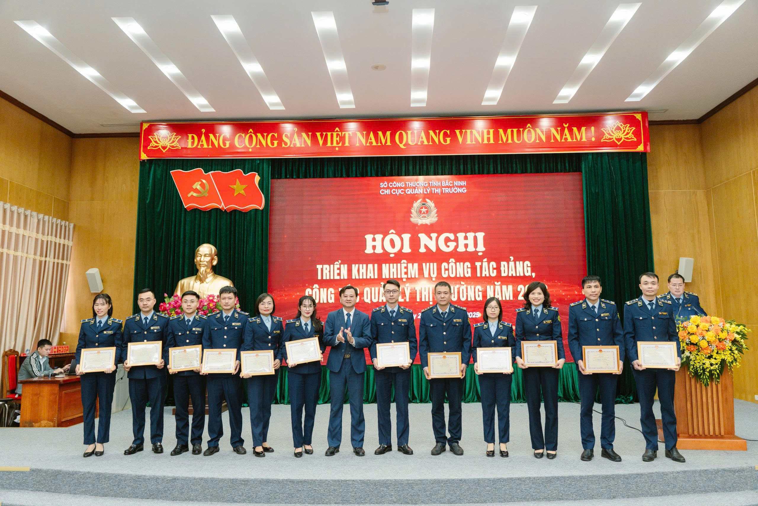 Văn hóa công vụ phải được nhận diện từ từng hành động nhỏ