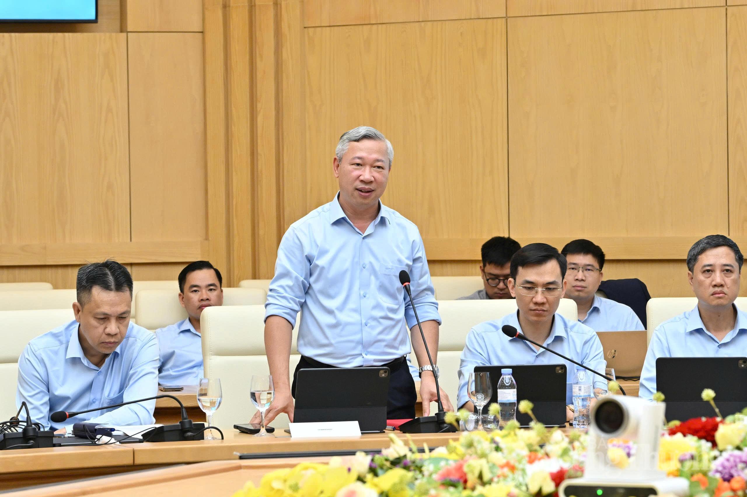 Ông Phạm Nguyên Hùng - Cục trưởng Cục Điện lực phát biểu tại buổi làm việc.