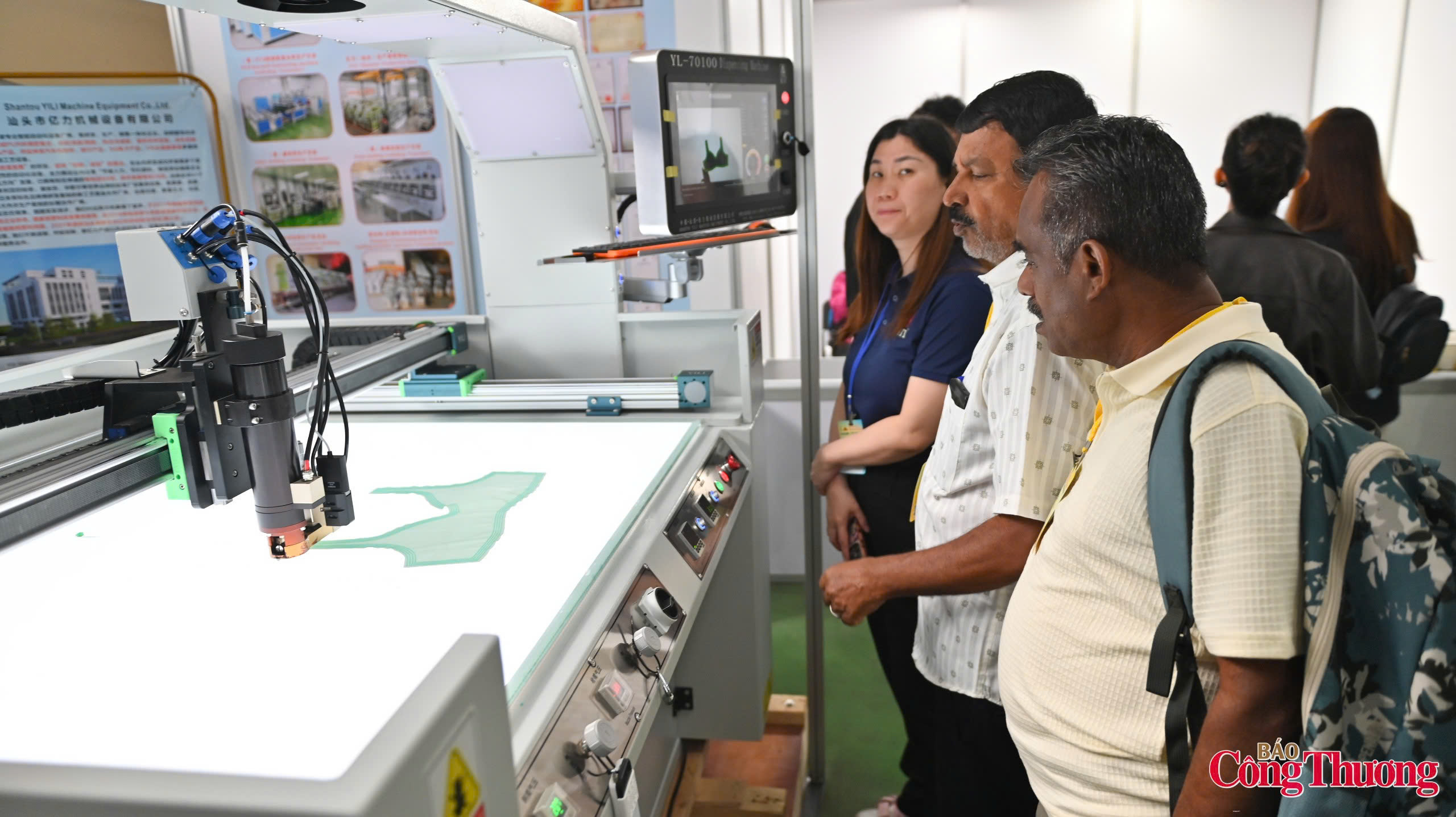Quảng bá thương hiệu dệt may Việt Nam trên ‘sân nhà’