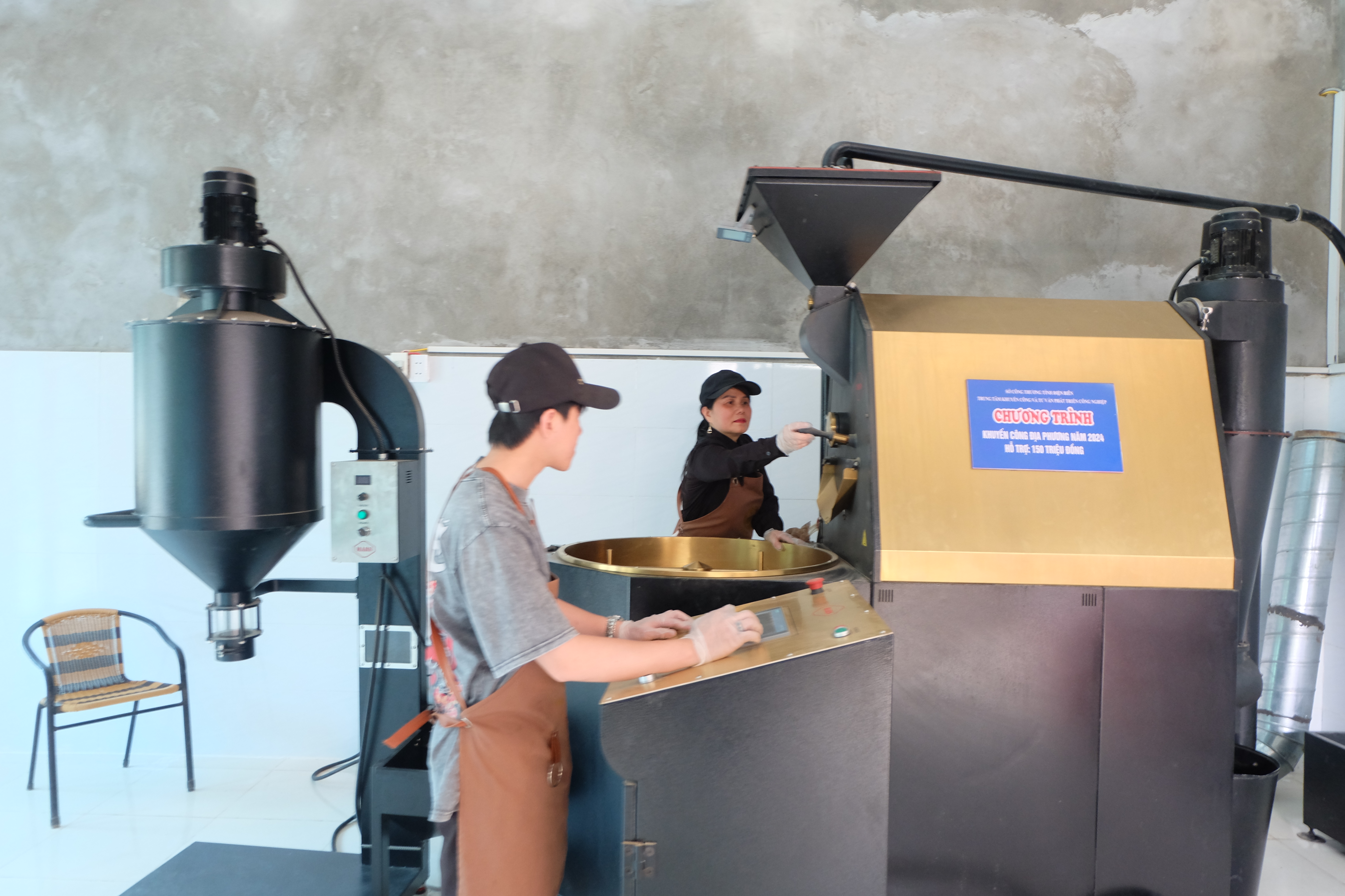Khuyến công tiếp sức, nâng tầm đặc sản cà phê Mường Ảng