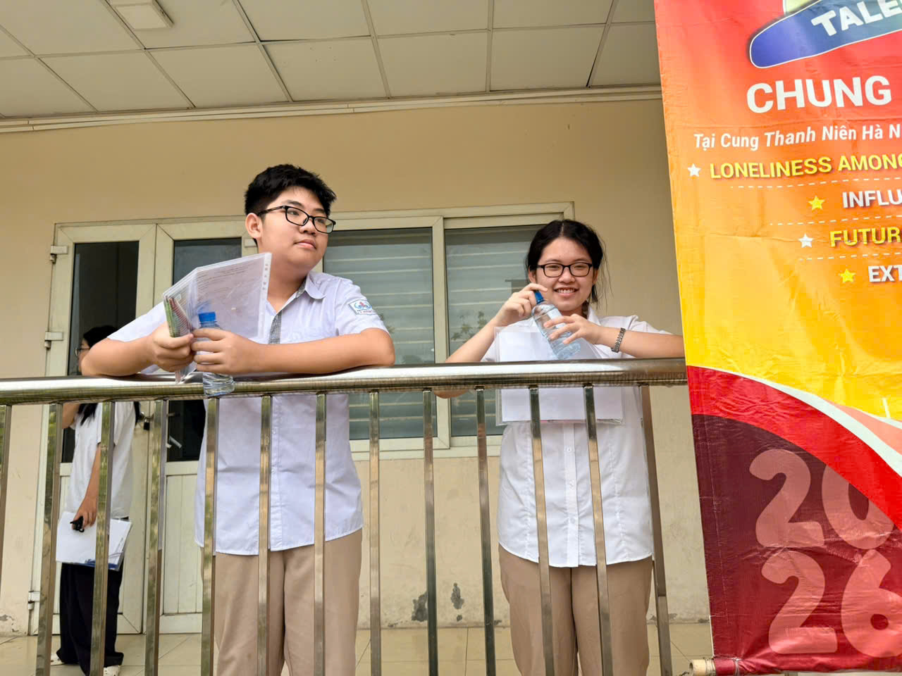 Hà Nội: 409 thí sinh vắng mặt môn Toán, 2 em bị đình chỉ trong kỳ thi vào lớp 10