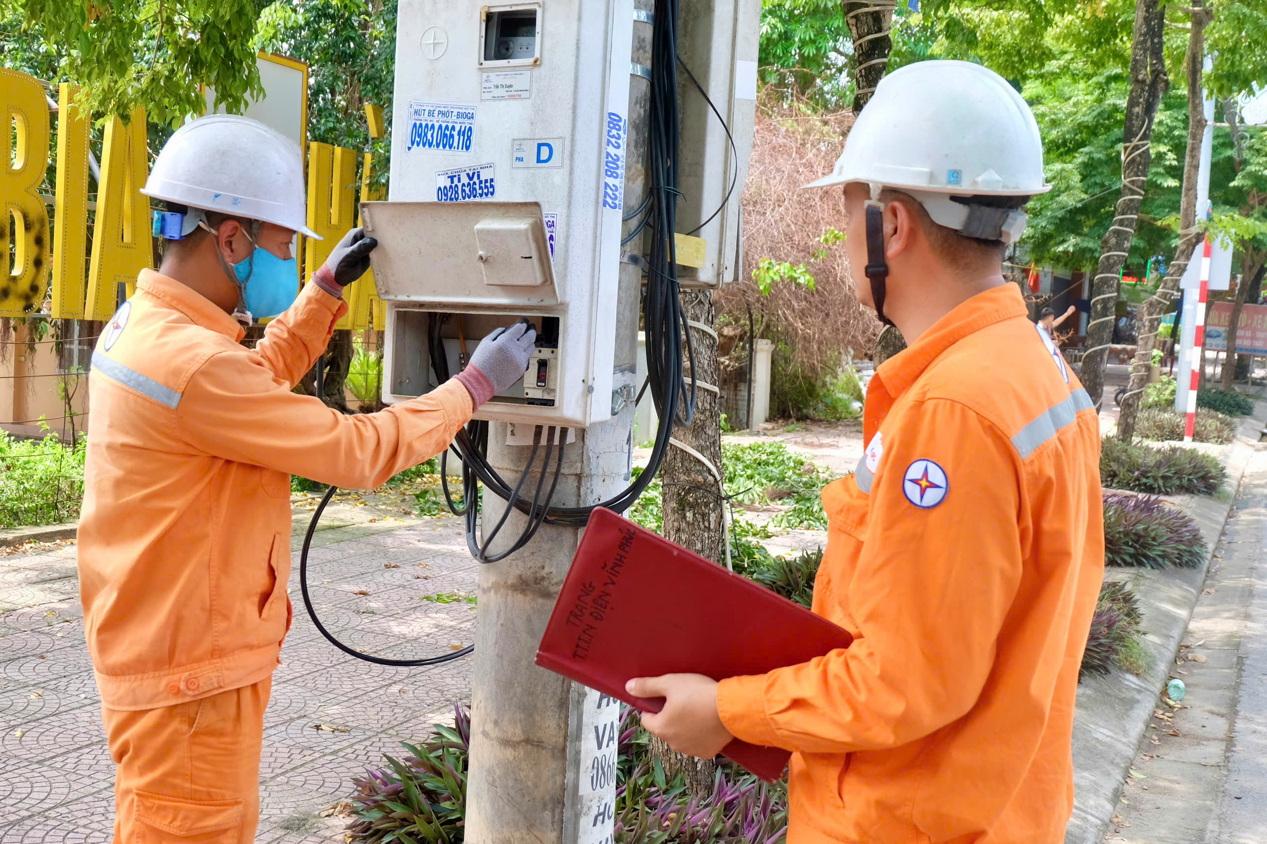 Phú Thọ: Lan tỏa phong trào tiết kiệm điện hướng đến phát triển bền vững