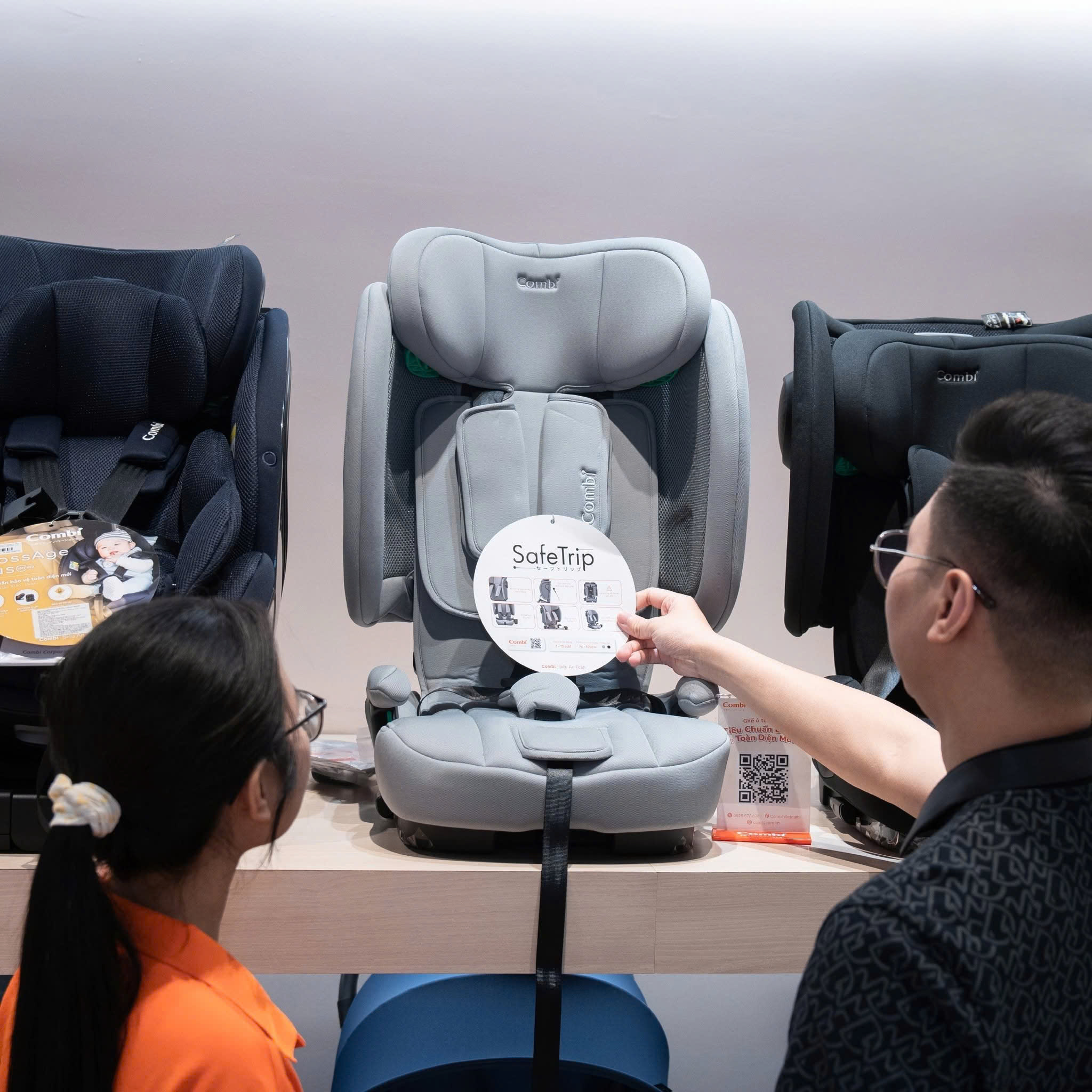Ghế trẻ em trên ô tô: Thận trọng khi mua hàng giá rẻ