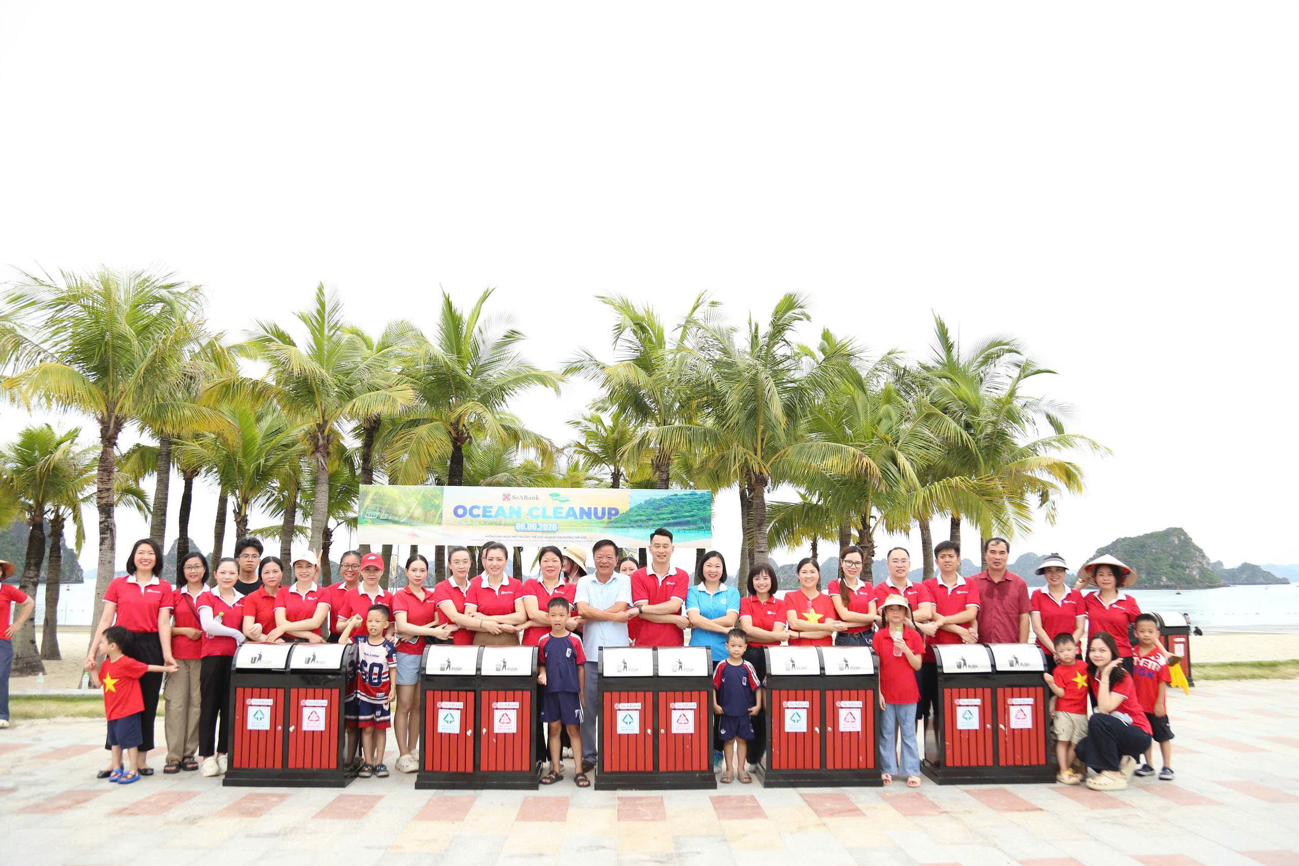 SeABank cùng hơn 1.000 cán bộ nhân viên chung tay làm sạch bờ biển