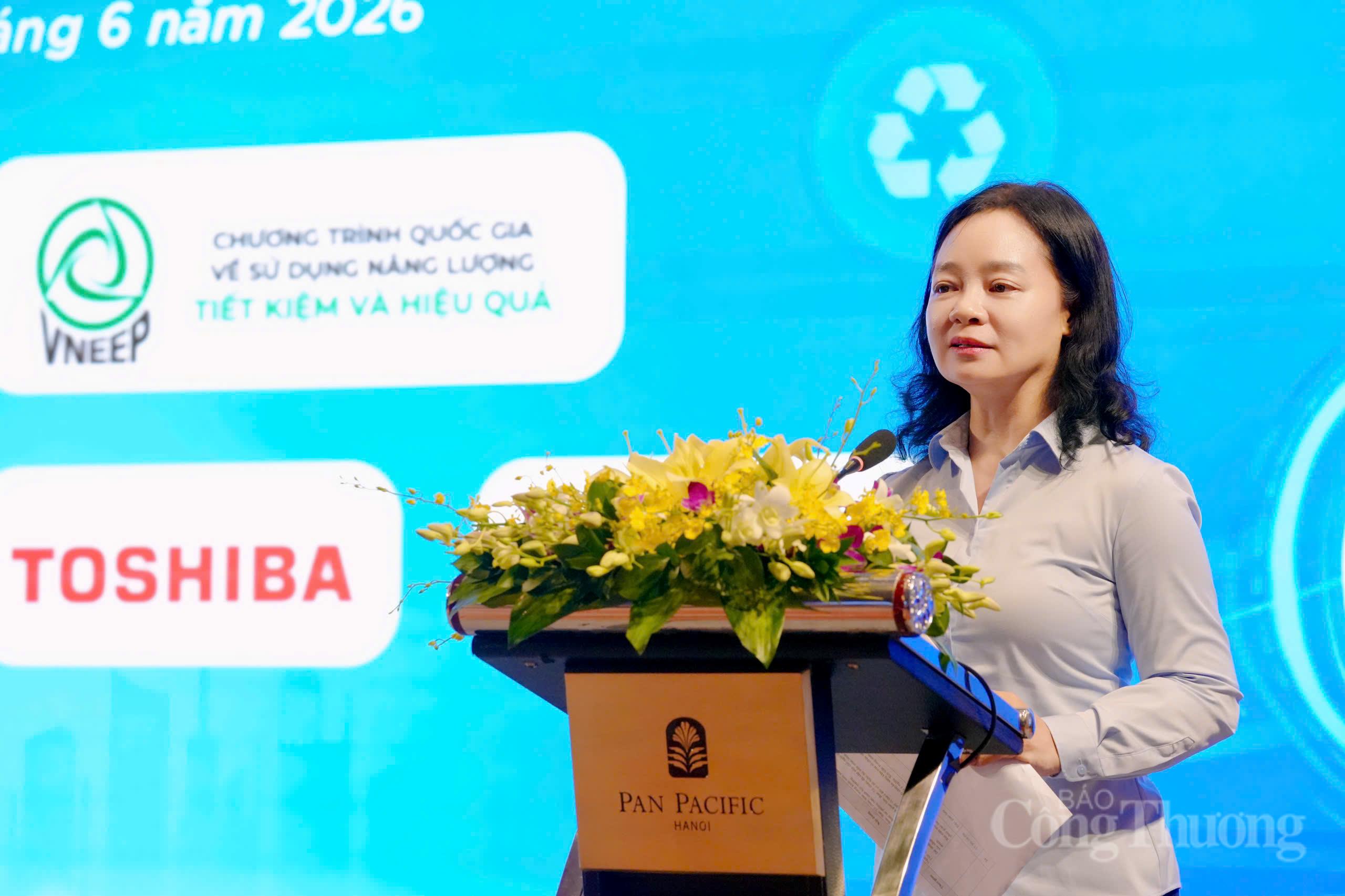Bà Nguyễn Thị Lâm Giang - Cục trưởng Cục Đổi mới sáng tạo, Chuyển đổi xanh và Khuyến công (Bộ Công Thương) phát biểu tại sự kiện. Ảnh: NH