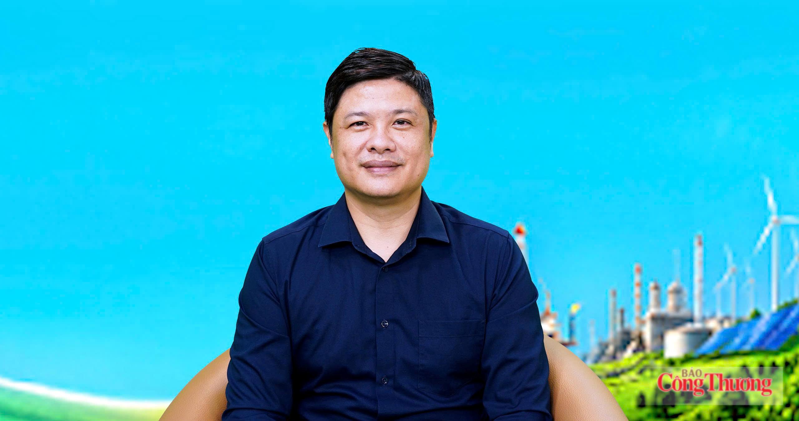 TS. Đặng Tất Thành, Cục Đổi mới sáng tạo, Chuyển đổi xanh và Khuyến công chia sẻ tại tọa đàm. Ảnh: Quốc Chuyển