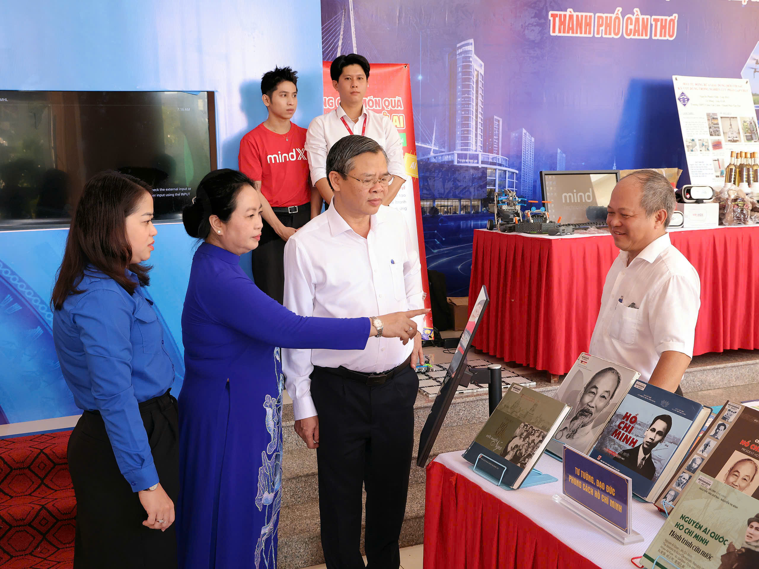 Cần Thơ đưa Nghị quyết 57-NQ/TW vào thực tiễn 