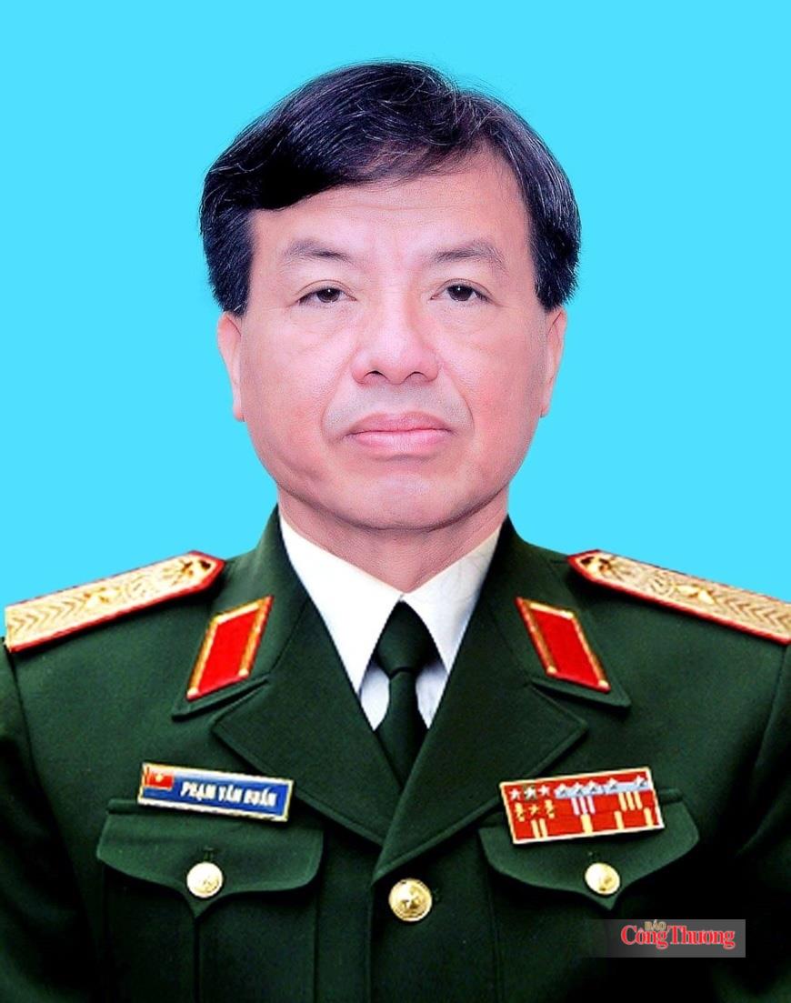 Thiếu tướng Phạm Văn Huấn, nguyên Tổng Biên tập Báo Quân đội nhân dân, Chuyên gia Ban Chỉ đạo 35 Quân ủy Trung ương.